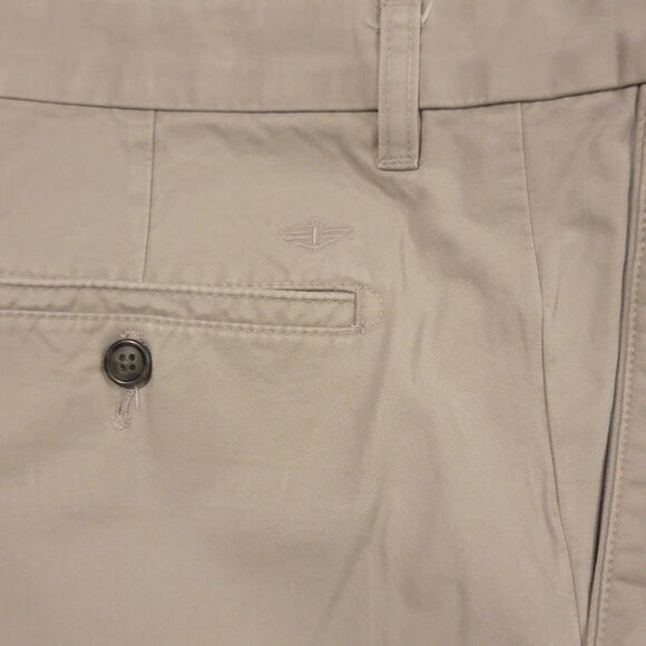 Dockers D3 Signature Khaki Classic Fit Flat Front No Iron Pant Excellent 38x32 - Picture 4 of 12